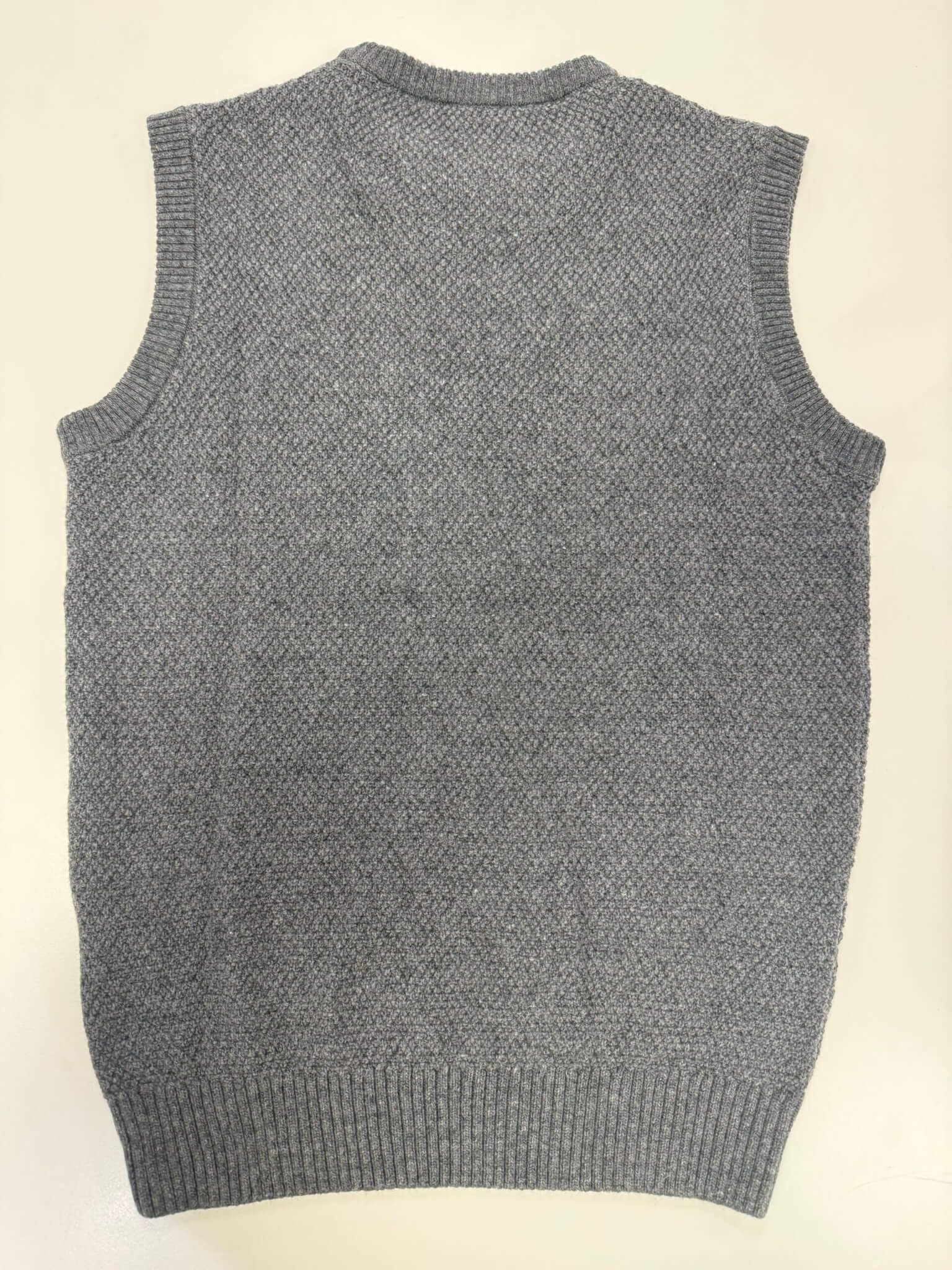Pull sans manche Abraracourcix Gris 2 Pull sans manche Abraracourcix Gris – Image 2